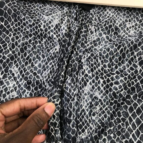 Chicos Womens Crinkle Jacket Snakeskin Print Long Sleeve Snap Button 0 S Small - Picture 9 of 12